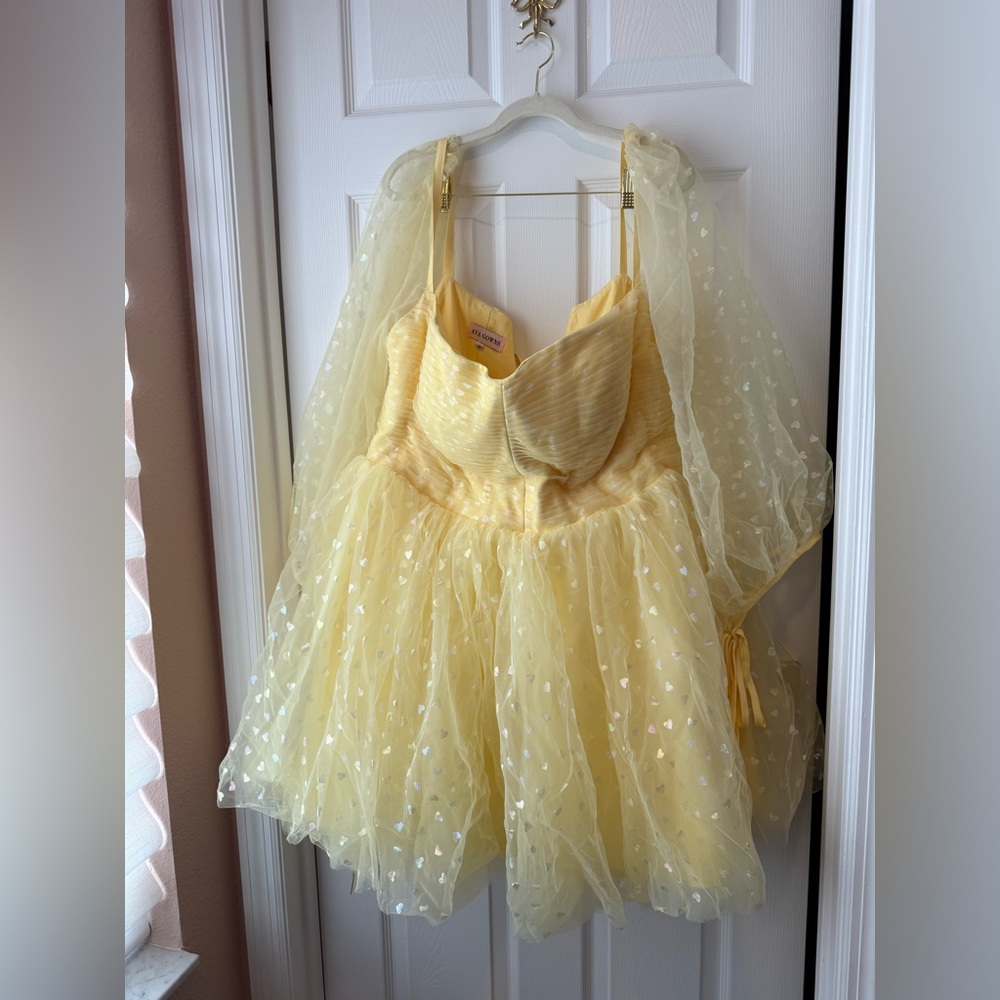 Ava gowns dress
